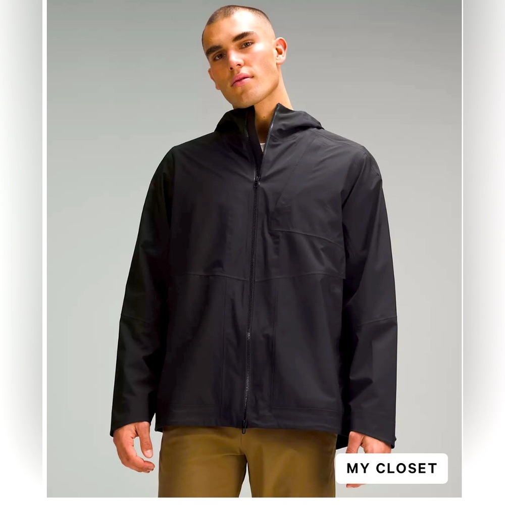 NWT lululemon waterproof full-zip rain jacket with hood • black • Men’s large
